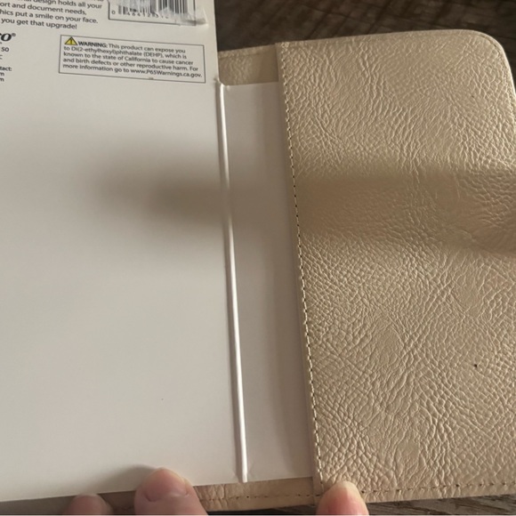 MIAMICA Travel Wallet Organizer - Picture 5 of 6